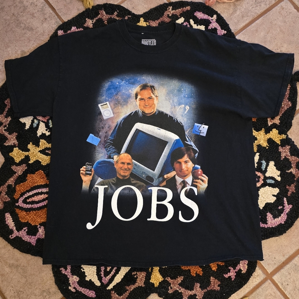 🔥🔥Steve JOBS Apple Black Graphic T-Shirt with Iconic Print Bootleg Tee🔥🔥